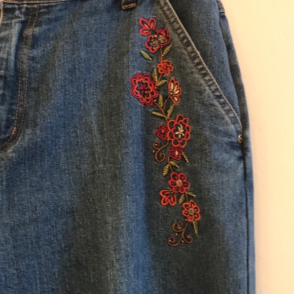 Vintage Jeans , size 10, like new - Picture 4 of 5